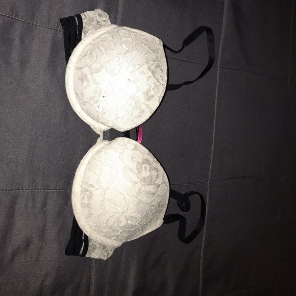 Bra bundle - Picture 4 of 4